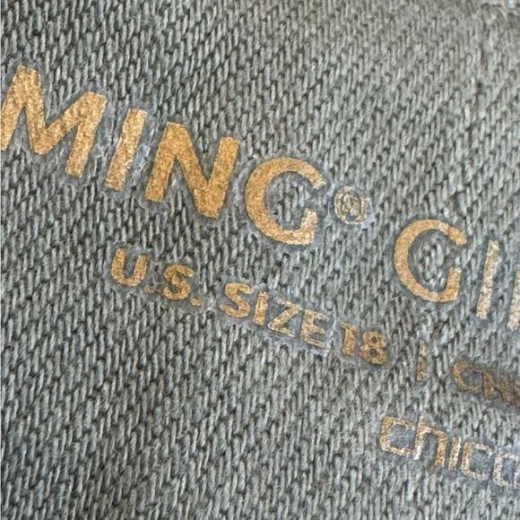 CHICO’s Green roll cuff stretch shorts Size 3 /18 - Picture 3 of 10